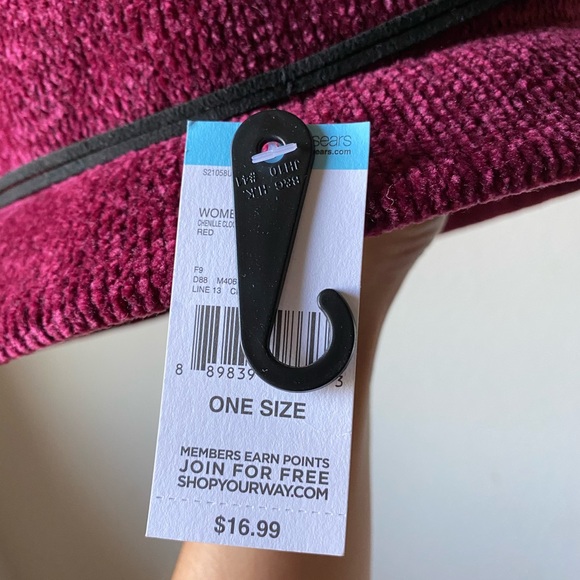 Hat - Picture 3 of 3